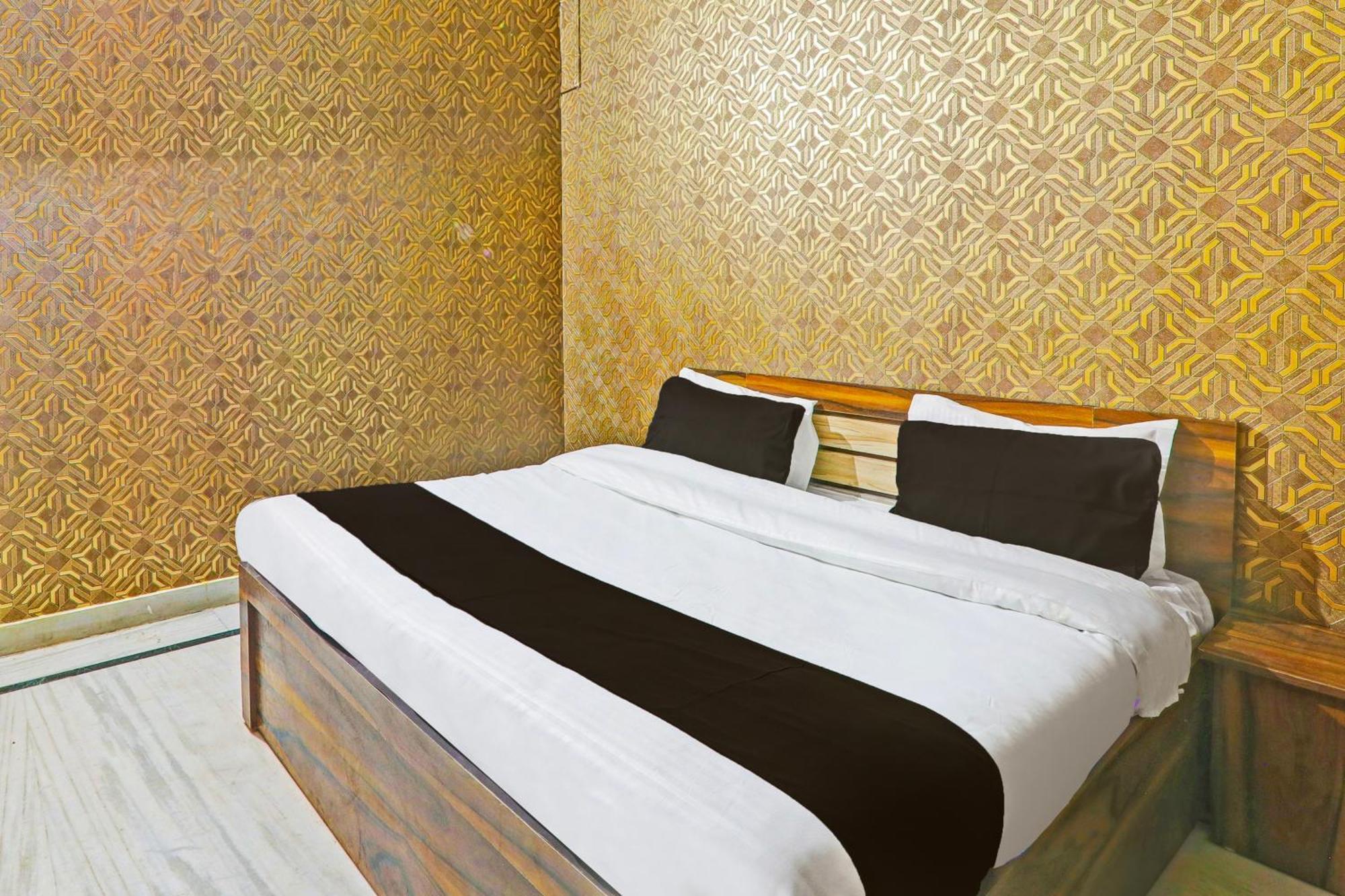 Hotel O S&R Haven Bhairaun Ghāt Buitenkant foto