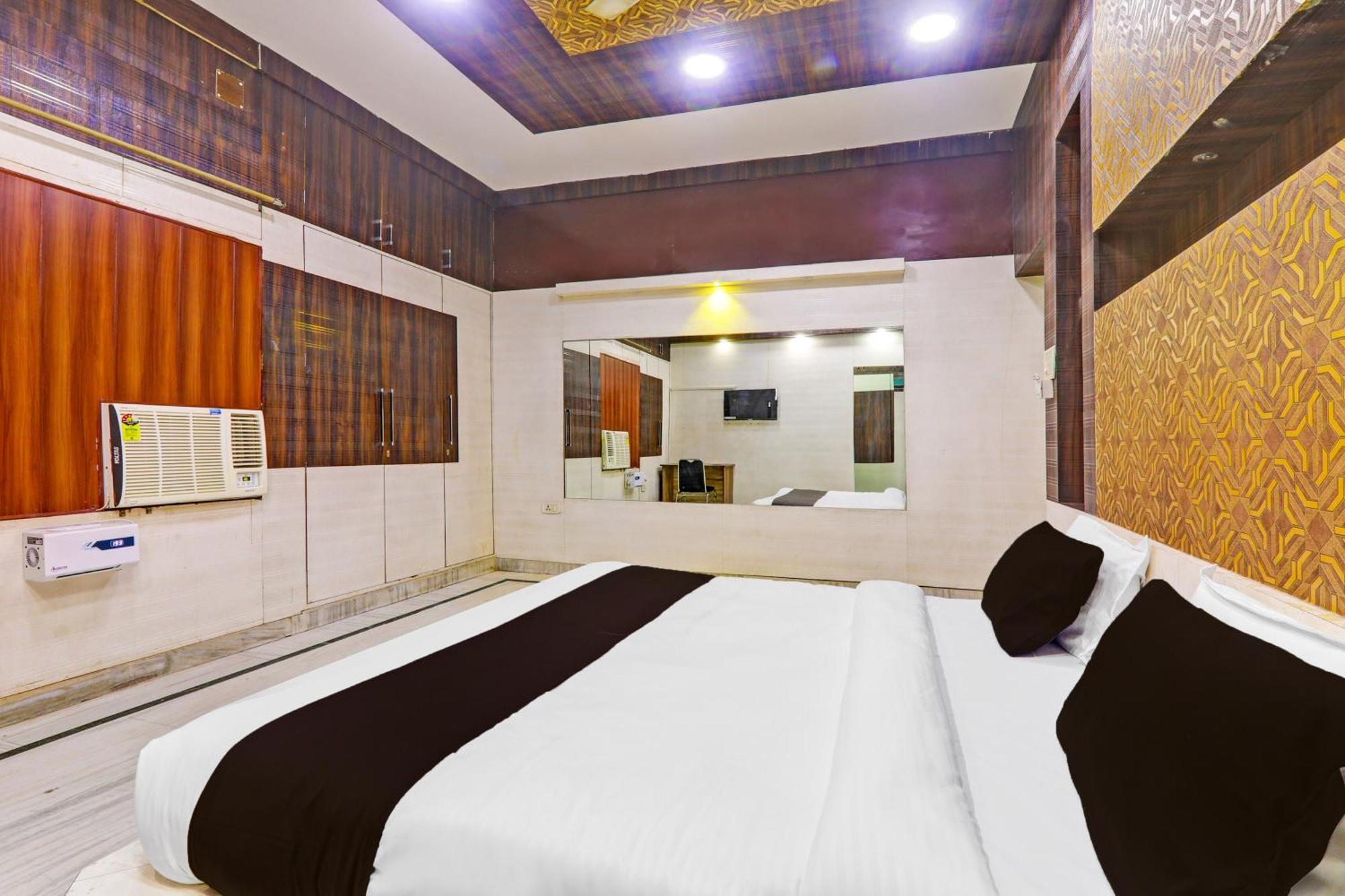 Hotel O S&R Haven Bhairaun Ghāt Buitenkant foto